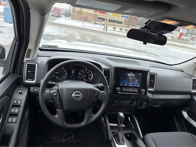 Used 2022 Nissan Frontier SV w/ Technology Package image 11