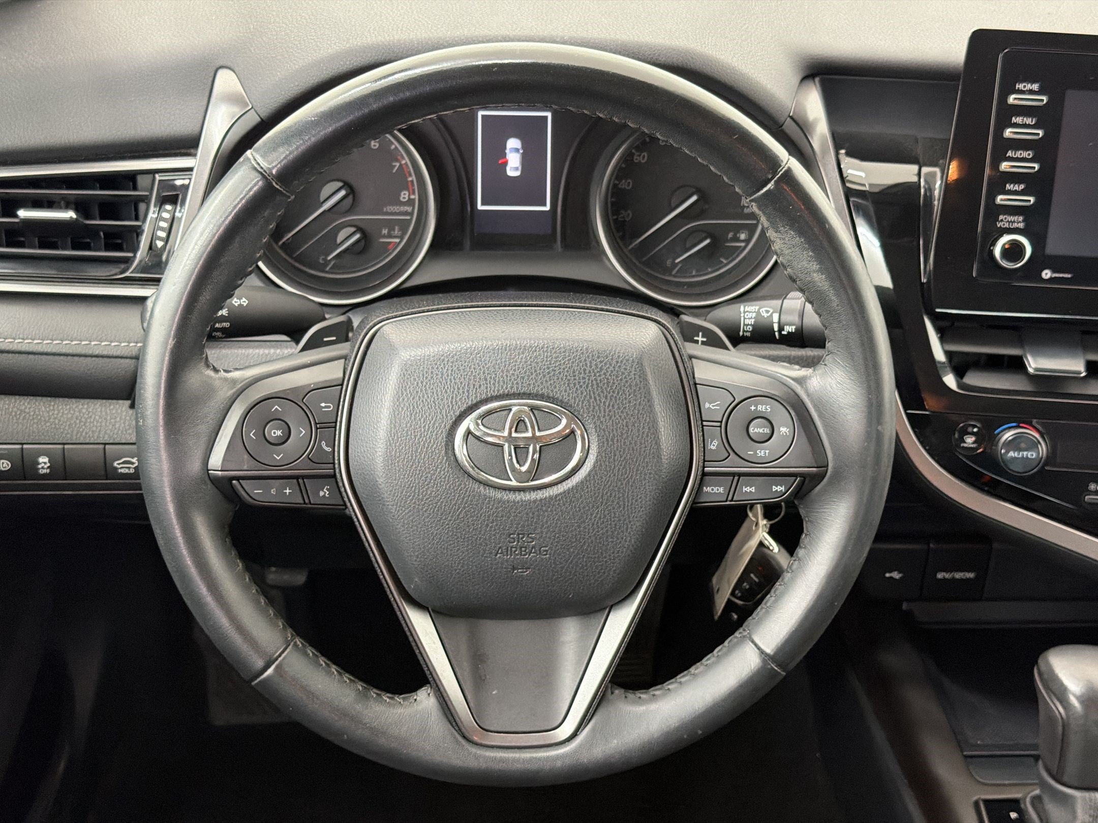 Used 2023 Toyota Camry SE FWD image 11