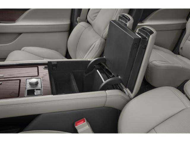 Used 2022 Lincoln Navigator L Reserve w/ Monochromatic Package RWD image 17