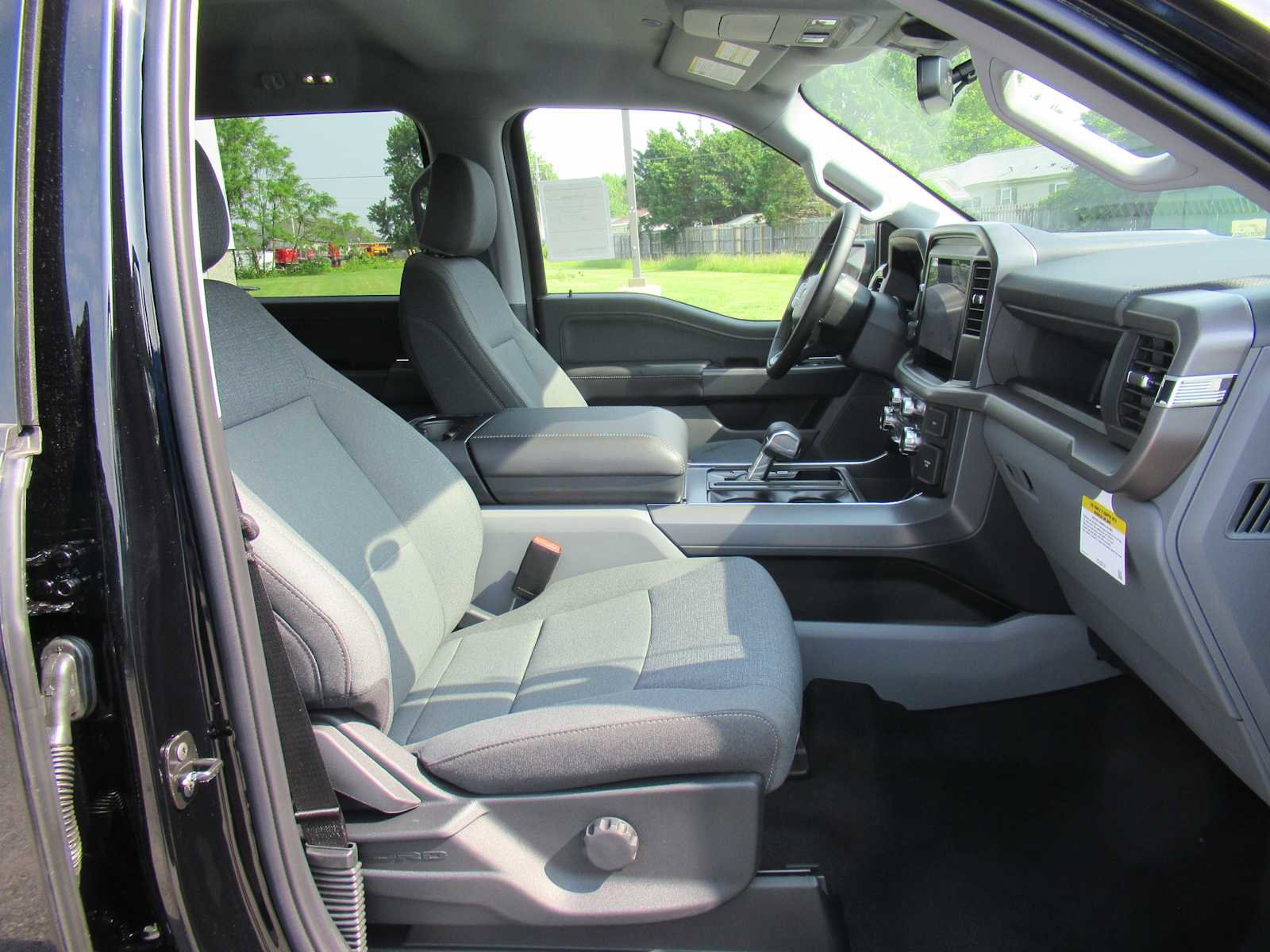 New 2025 Ford F150 Lightning XLT image 18