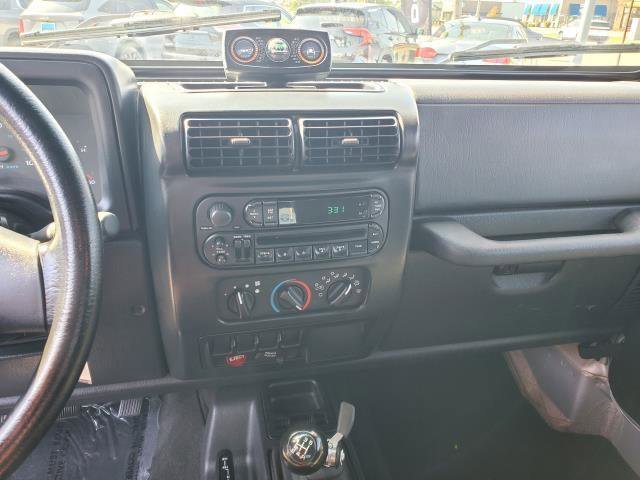 Used 2004 Jeep Wrangler Sport image 15