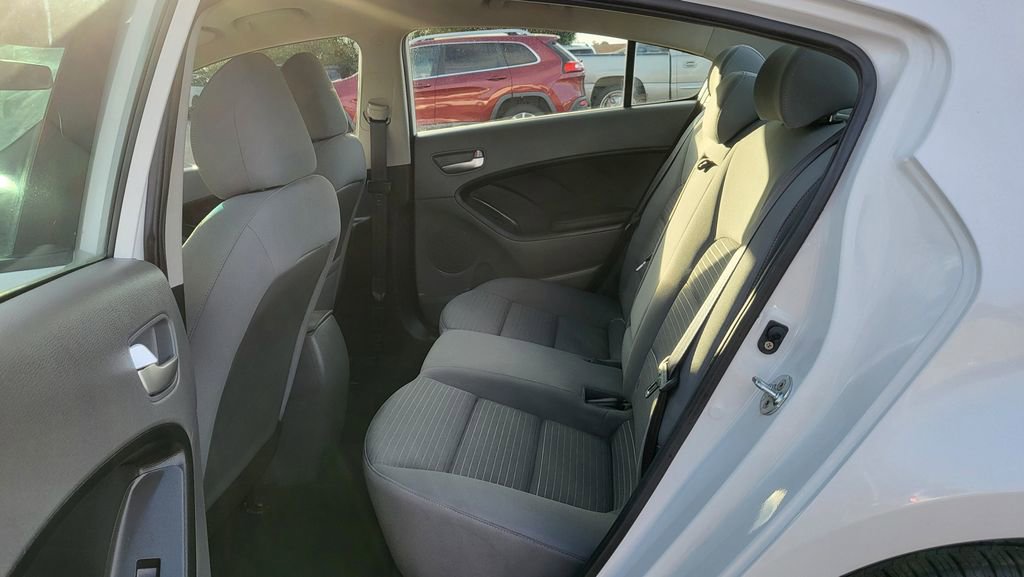 Used 2017 Kia Forte LX w/ LX Popular Package image 22
