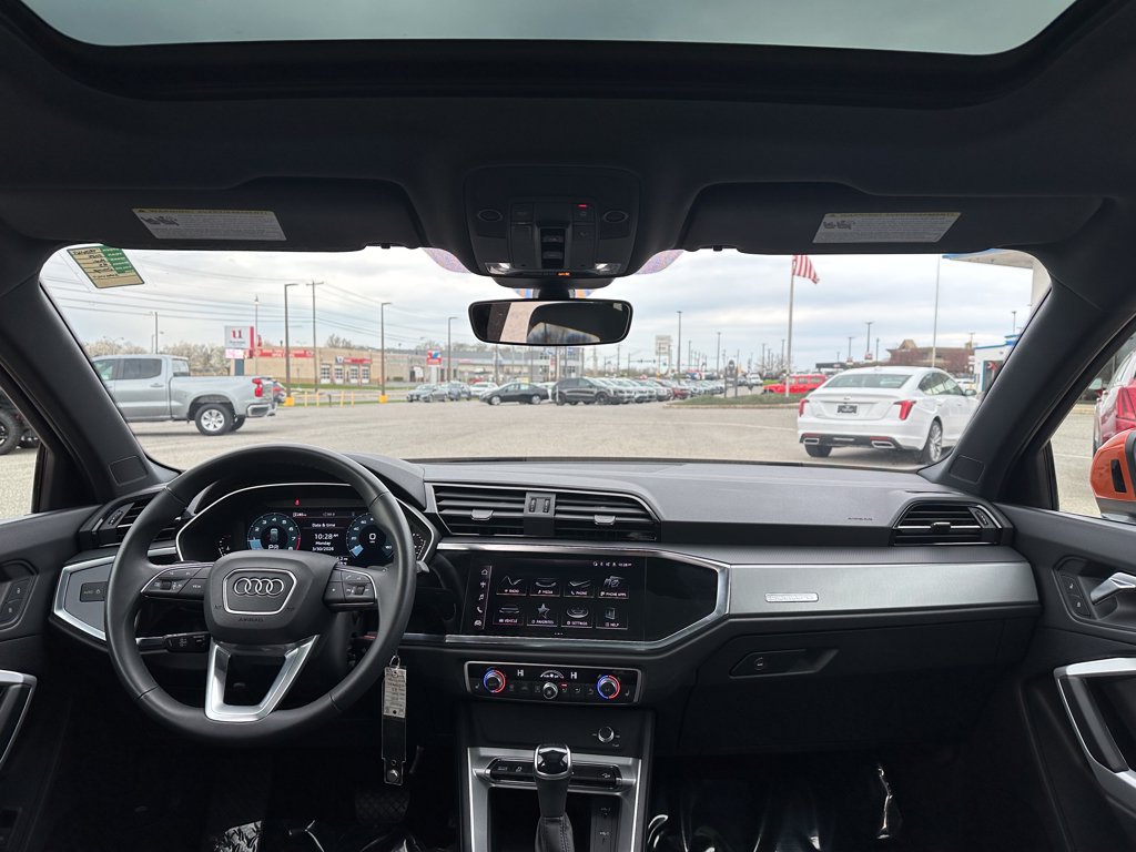Used 2025 Audi Q3 2.0T Premium AWD/4WD image 12