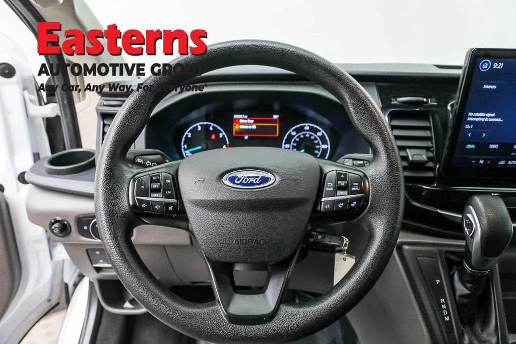 Used 2023 Ford Transit 350 XLT image 10