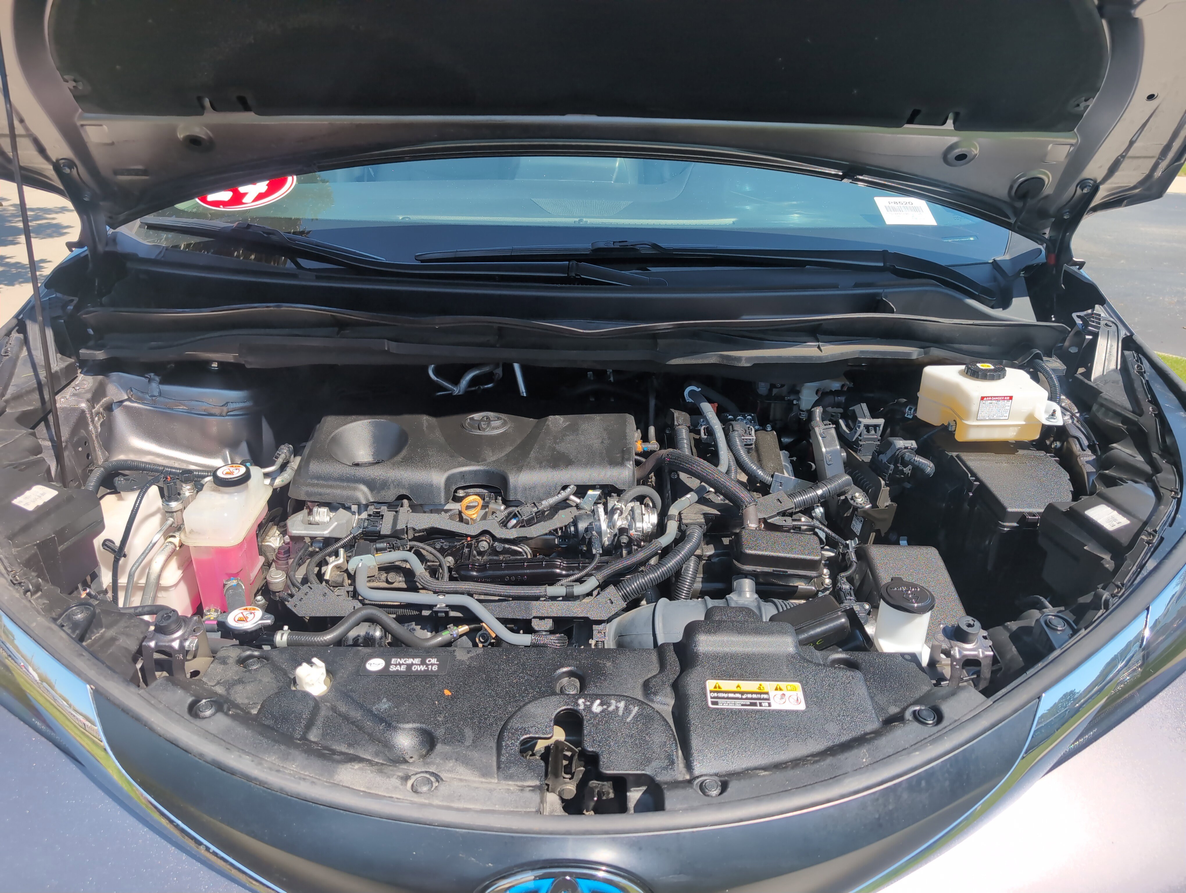 Certified 2024 Toyota Sienna XLE FWD image 33