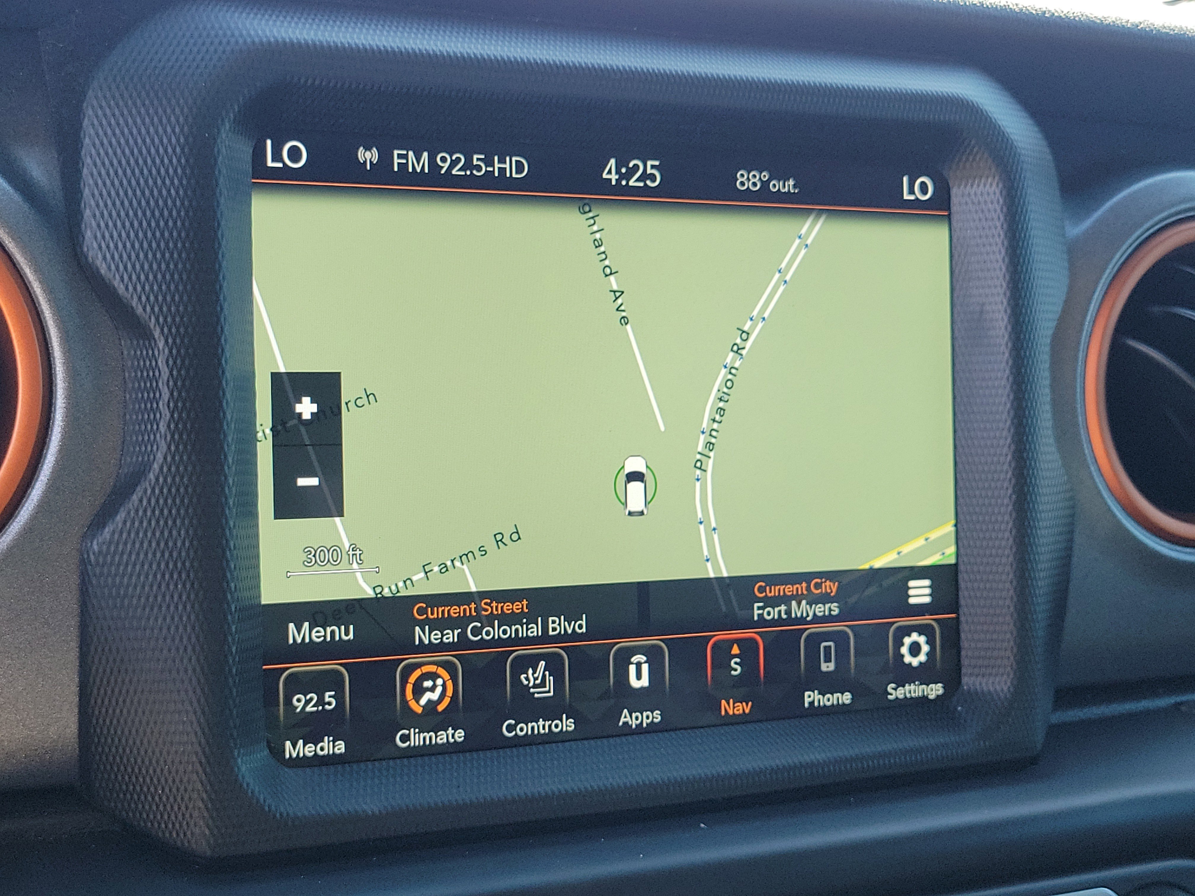 Used 2023 Jeep Gladiator Mojave w/ Cold Weather Group image 27