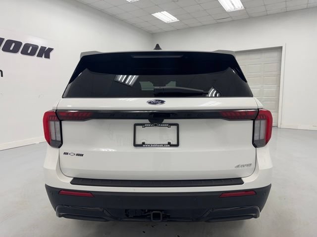 Used 2025 Ford Explorer ST-Line AWD/4WD image 6