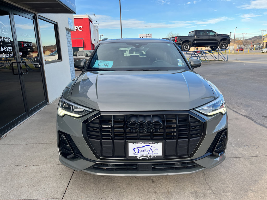 Used 2022 Audi Q3 2.0T Premium Plus image 3