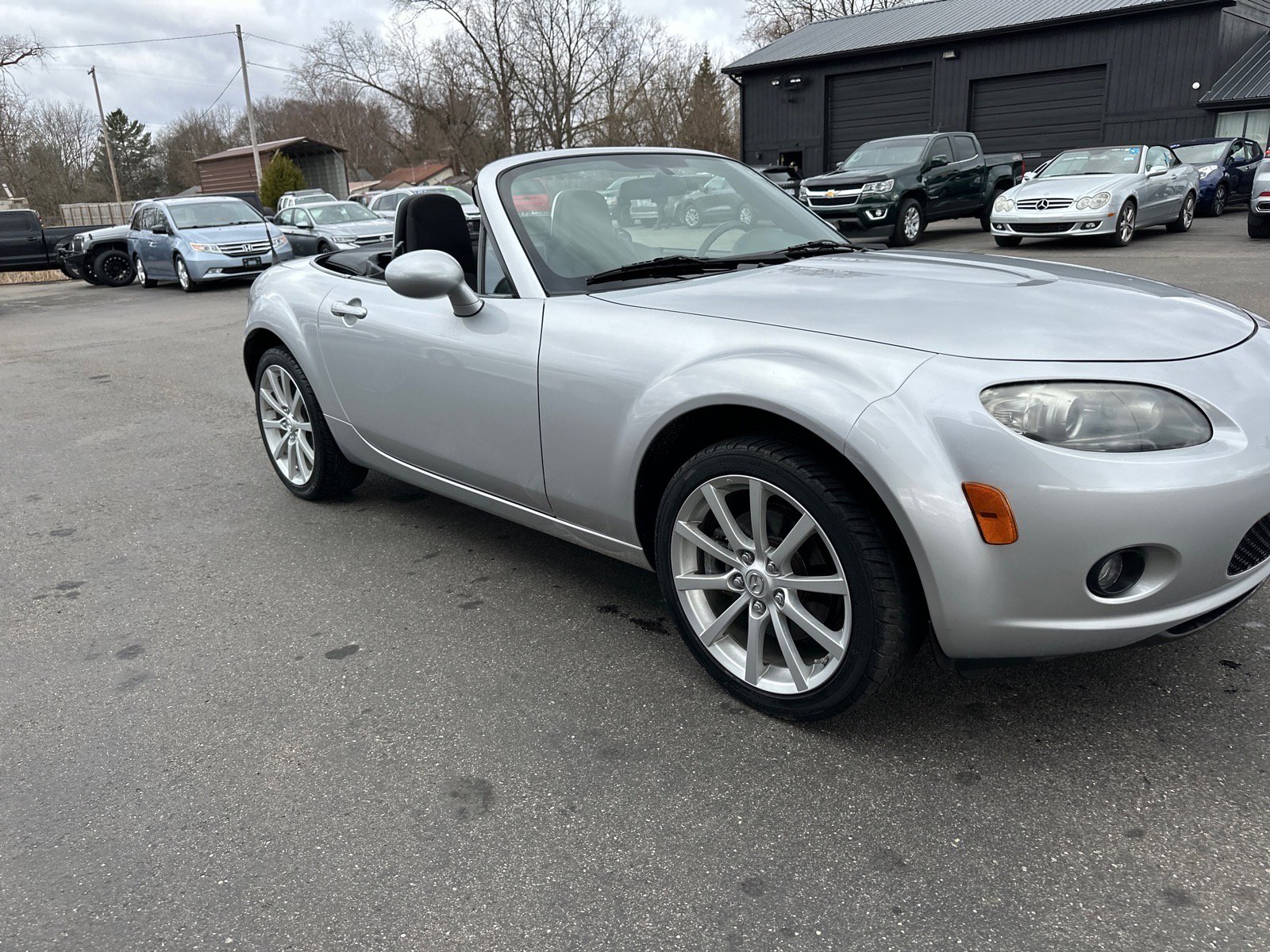 Used 2008 MAZDA MX-5 Miata Touring image 4