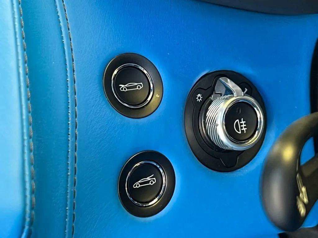 Used 2022 McLaren GT image 20