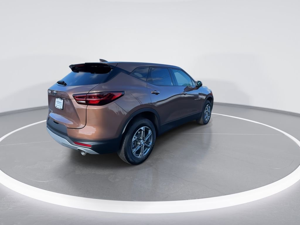 Used 2023 Chevrolet Blazer LT image 8