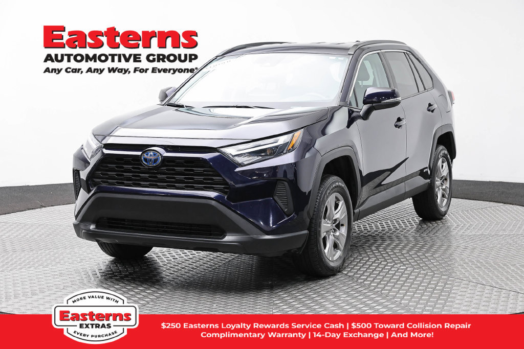 Used 2024 Toyota RAV4 XLE w/ Weather Package AWD/4WD image 1