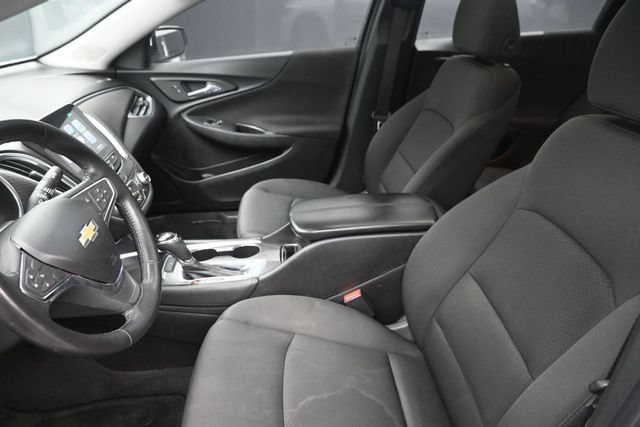 Used 2016 Chevrolet Malibu LT FWD image 17