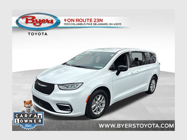 Used 2024 Chrysler Pacifica Touring-L