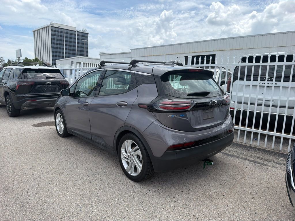 Used 2023 Chevrolet Bolt LT w/ Driver Confidence Package FWD image 5