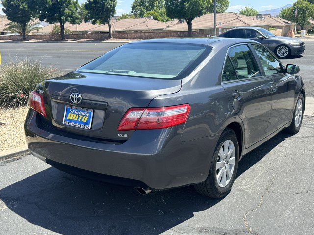 Used 2009 Toyota Camry XLE FWD image 3