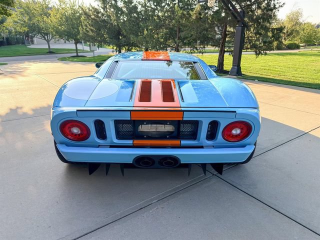 Used 2006 Ford GT RWD image 99