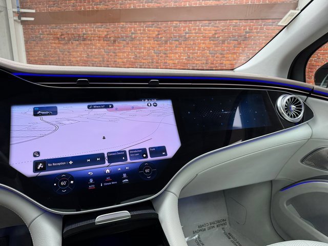 Used 2023 Mercedes-Benz EQS 580 4MATIC SUV image 17