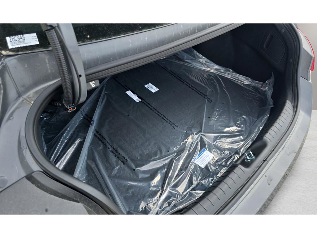 New 2026 Hyundai Elantra Sport FWD image 9