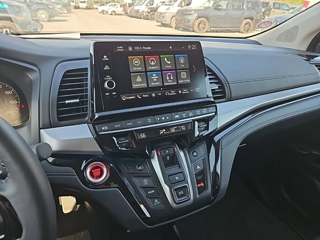 Used 2025 Honda Odyssey Touring image 20