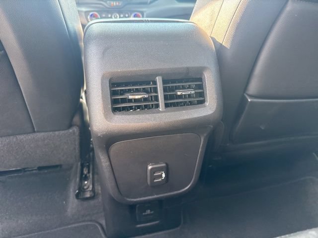 Used 2024 GMC Terrain SLT AWD/4WD image 30