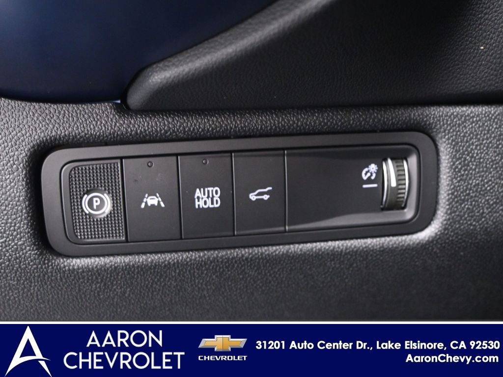 New 2026 Chevrolet Equinox EV LT AWD/4WD image 18