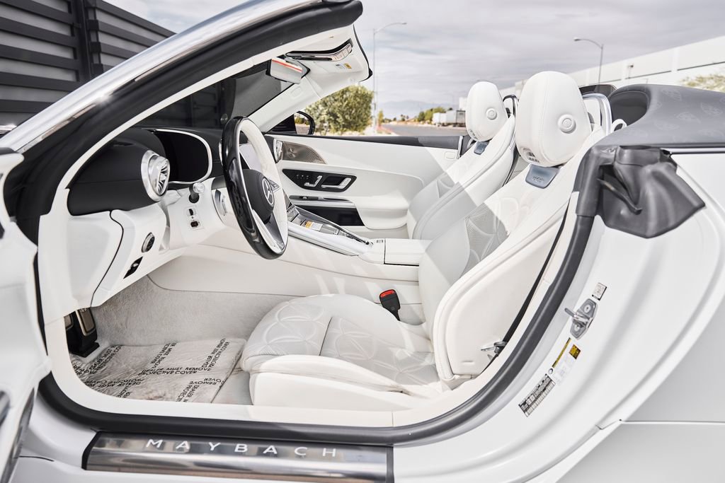 Used 2026 Mercedes-Benz Maybach SL 680 image 26
