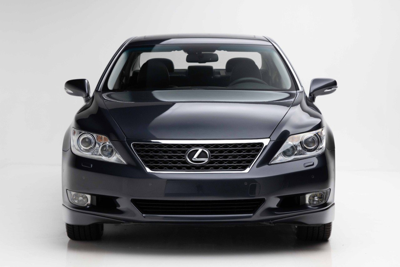 Used 2011 Lexus LS 460 w/ Sport Pkg RWD image 5