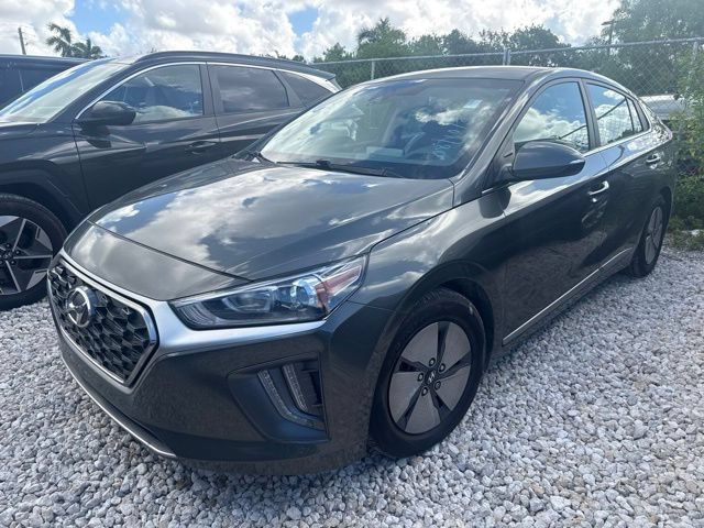 Used 2022 Hyundai Ioniq SE FWD video 1