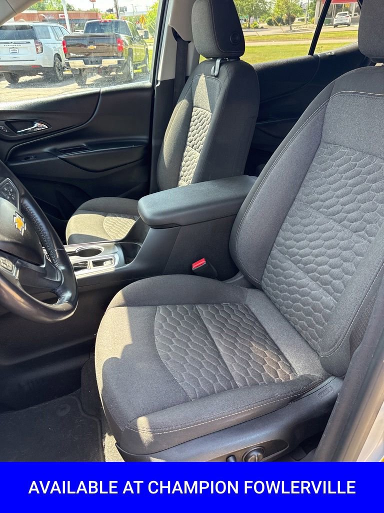 Used 2018 Chevrolet Equinox LT FWD image 17