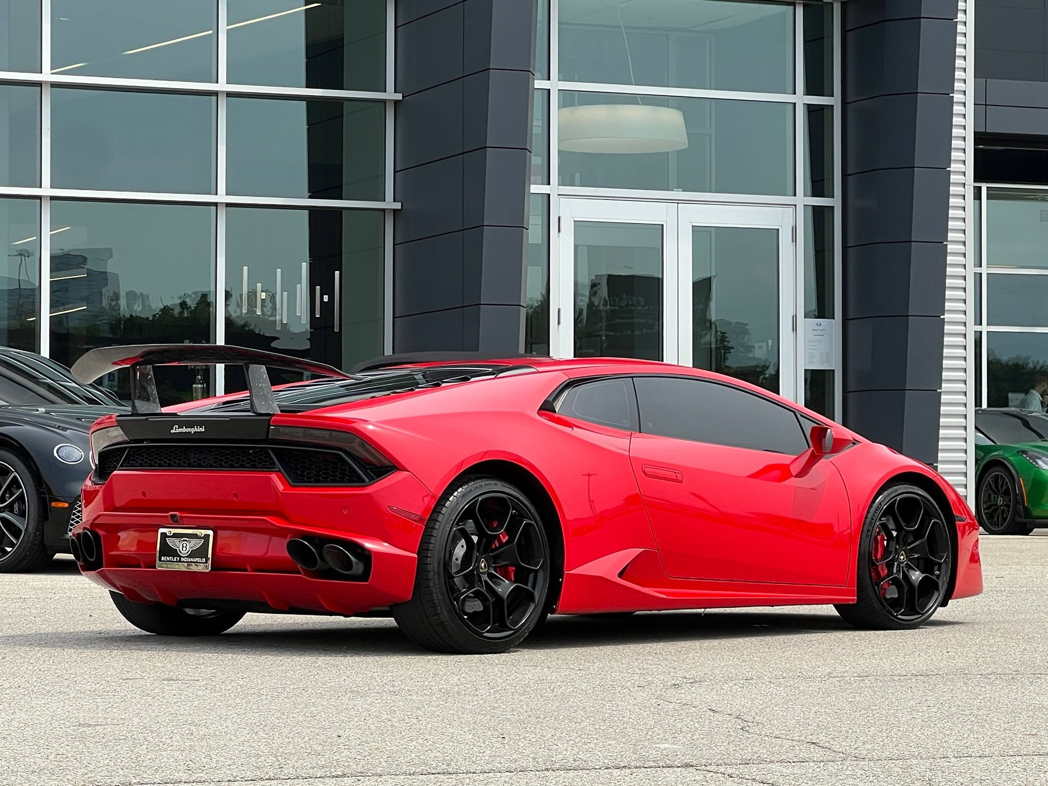 Used 2016 Lamborghini Huracan LP 580-2 RWD image 9