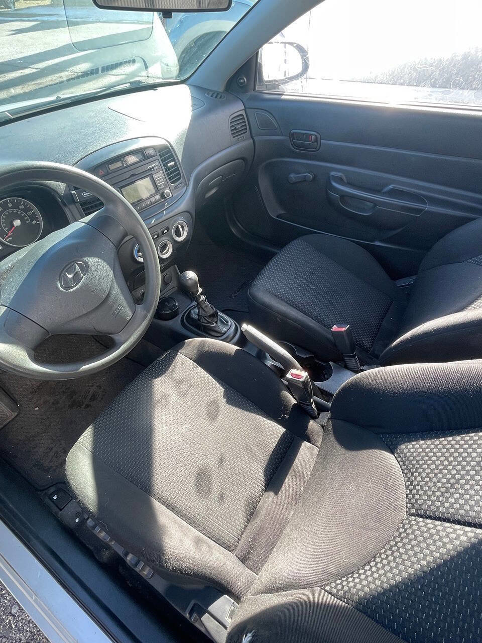 Used 2008 Hyundai Accent GS FWD image 6