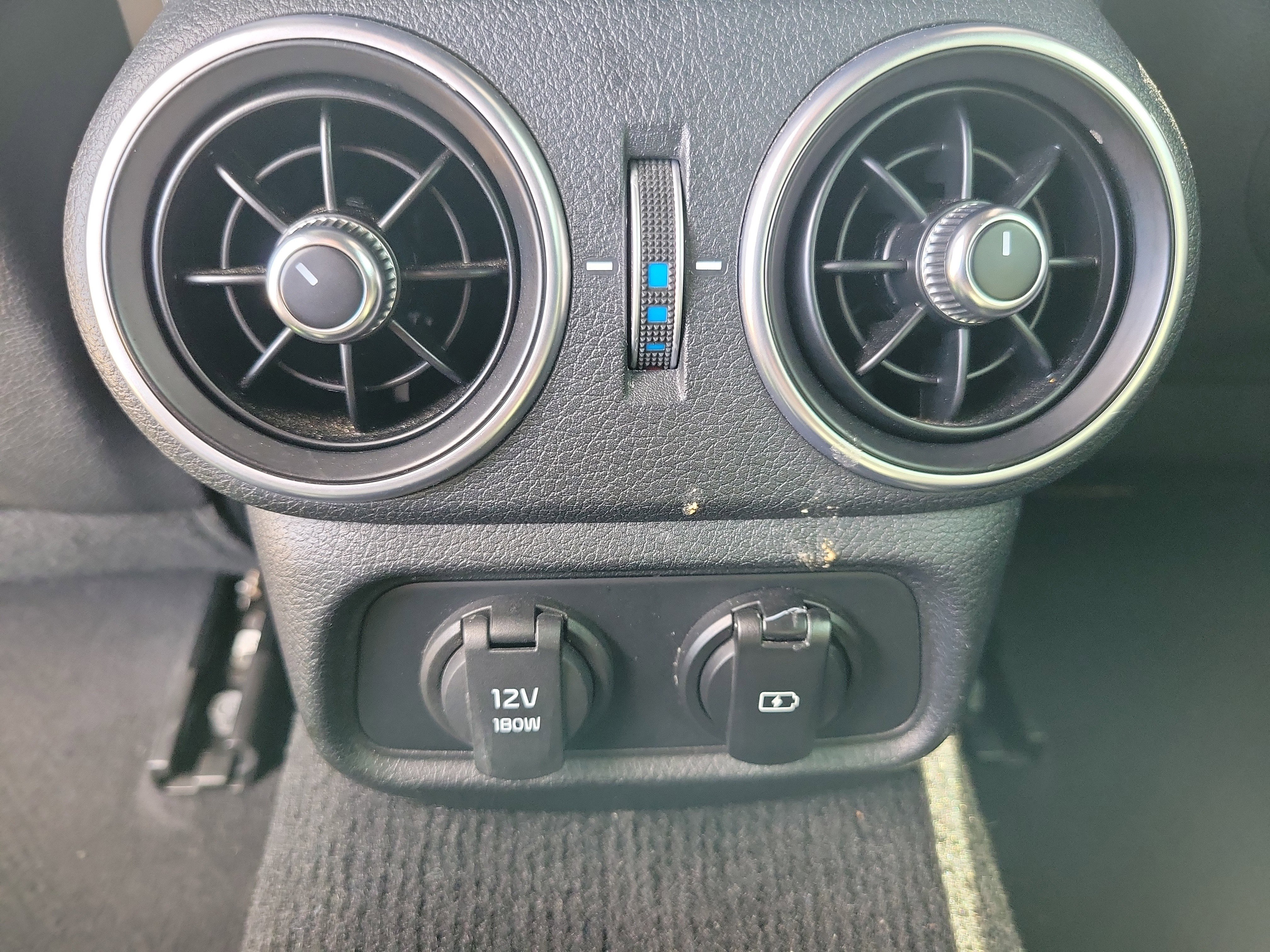 Used 2018 Kia Stinger GT2 image 17