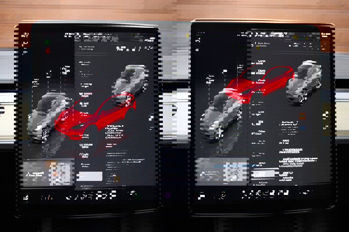 Used 2022 Tesla Model Y Long Range image 19