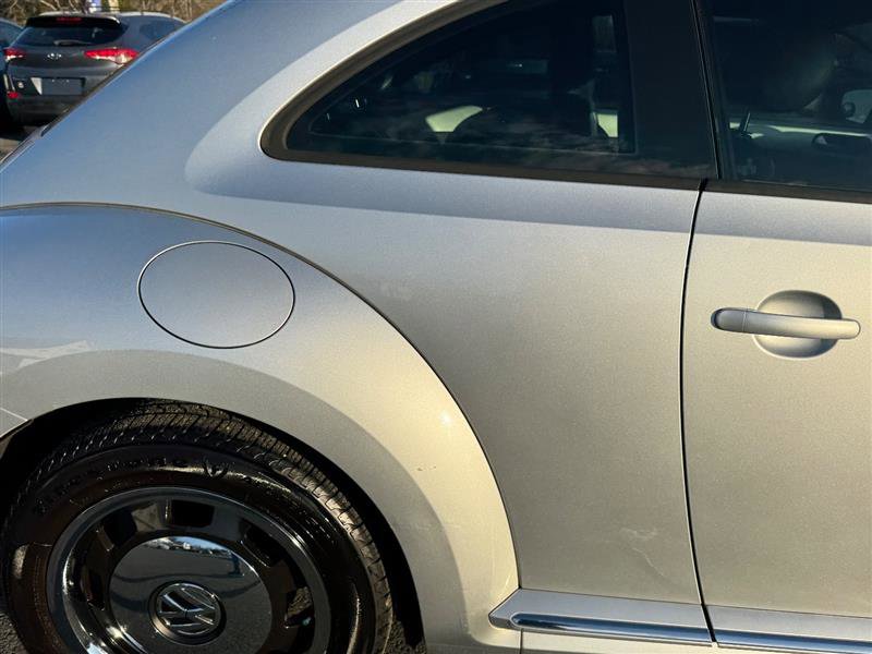 Used 2012 Volkswagen Beetle 2.5 image 20