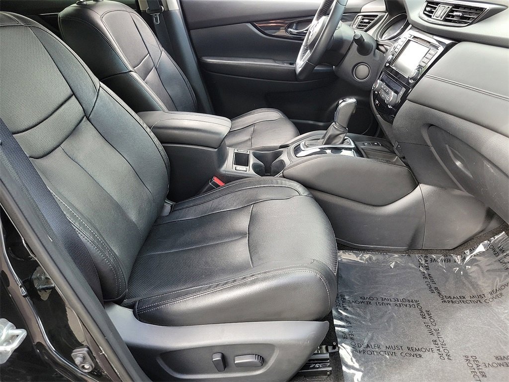 Used 2020 Nissan Rogue SL w/ Premium Package image 21