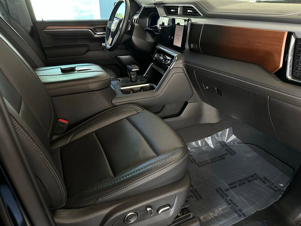 Used 2024 GMC Sierra 1500 Denali w/ Denali Reserve Package image 16