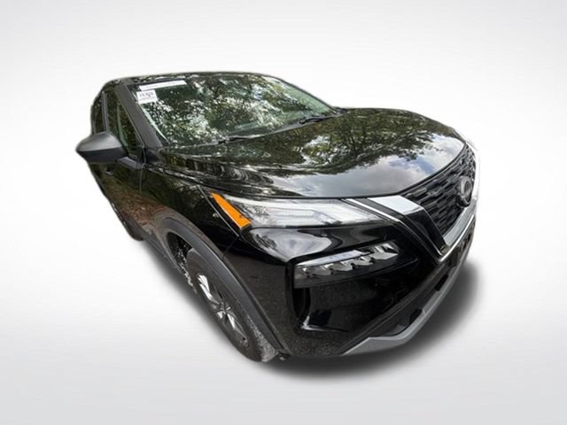 Used 2023 Nissan Rogue S AWD/4WD image 11