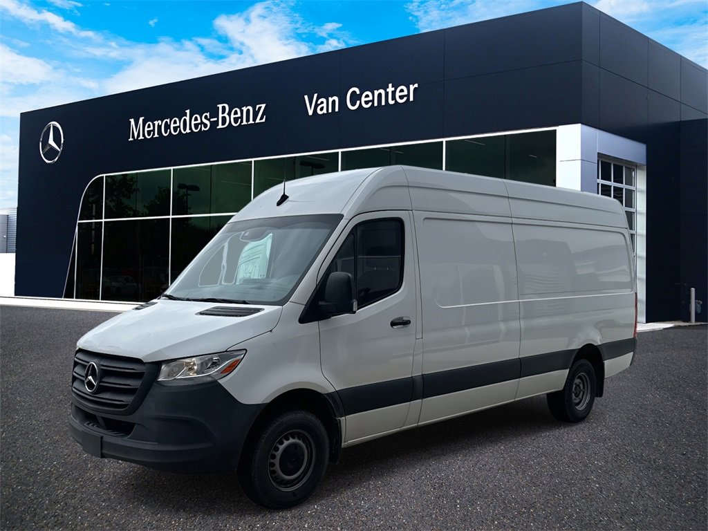 Used 2022 Mercedes-Benz Sprinter 3500 image 12