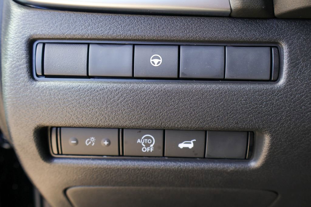 Certified 2026 Nissan Rogue SV image 17