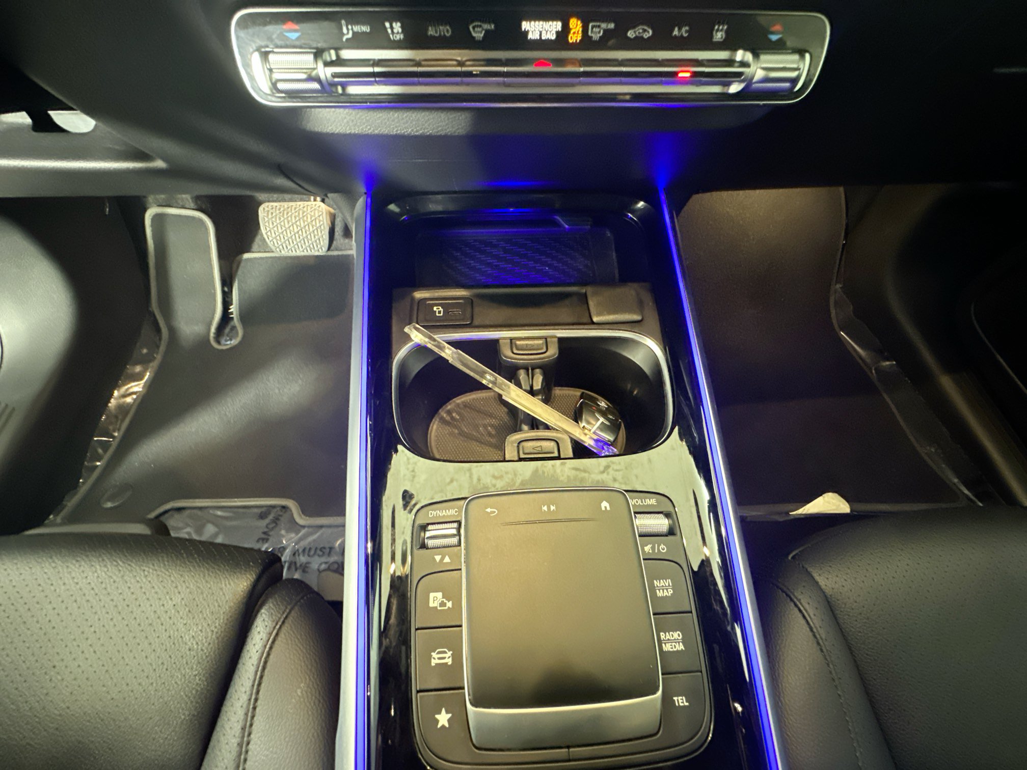Used 2022 Mercedes-Benz EQB 350 4MATIC image 22