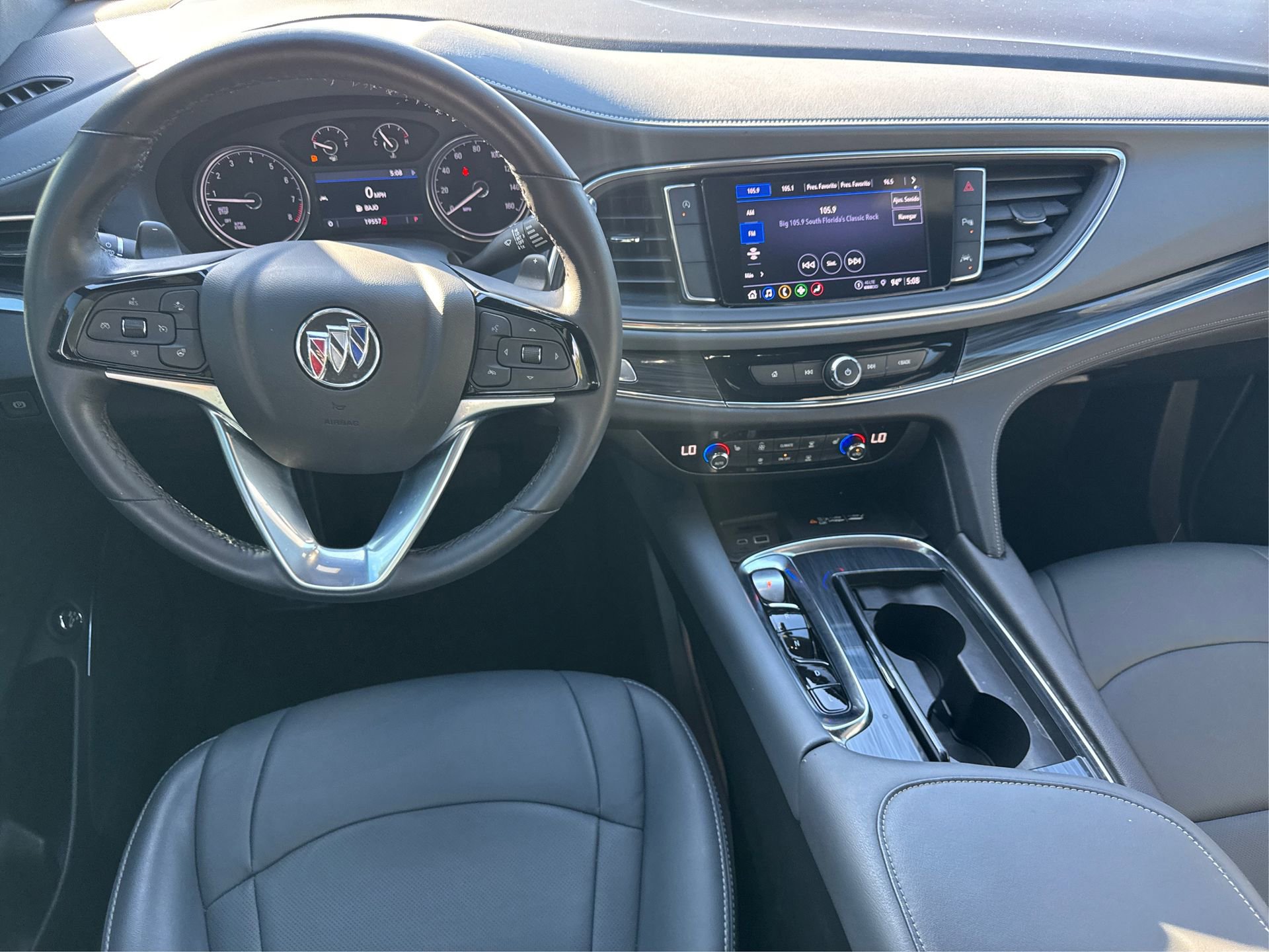 Certified 2024 Buick Enclave Essence image 20