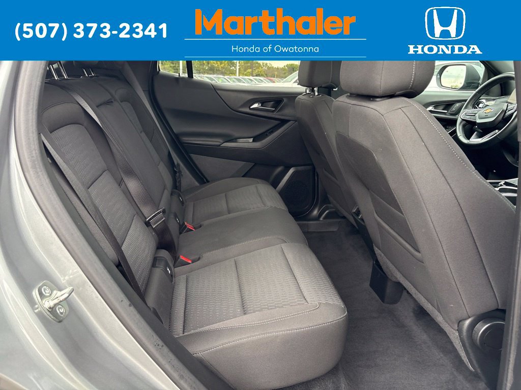 Used 2025 Chevrolet Equinox LT AWD/4WD image 16