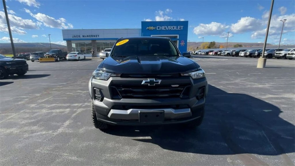 Certified 2025 Chevrolet Colorado Trail Boss image 3