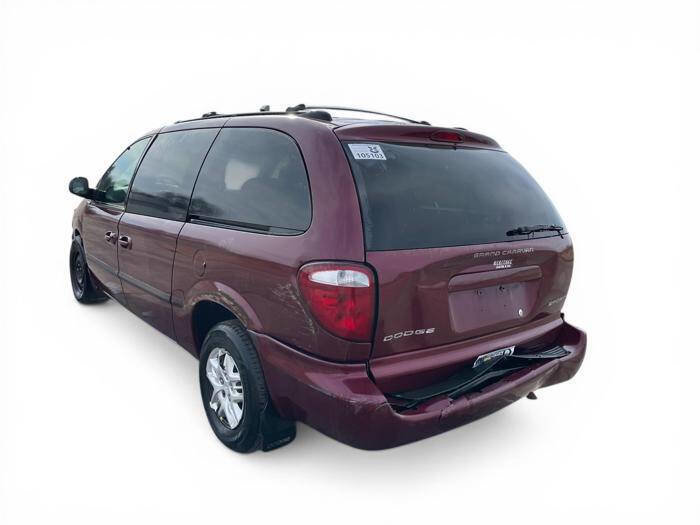 Used 2002 Dodge Grand Caravan Sport image 3