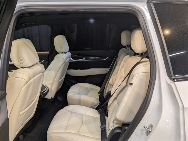 Used 2024 Cadillac XT6 Sport w/ Technology Package image 19