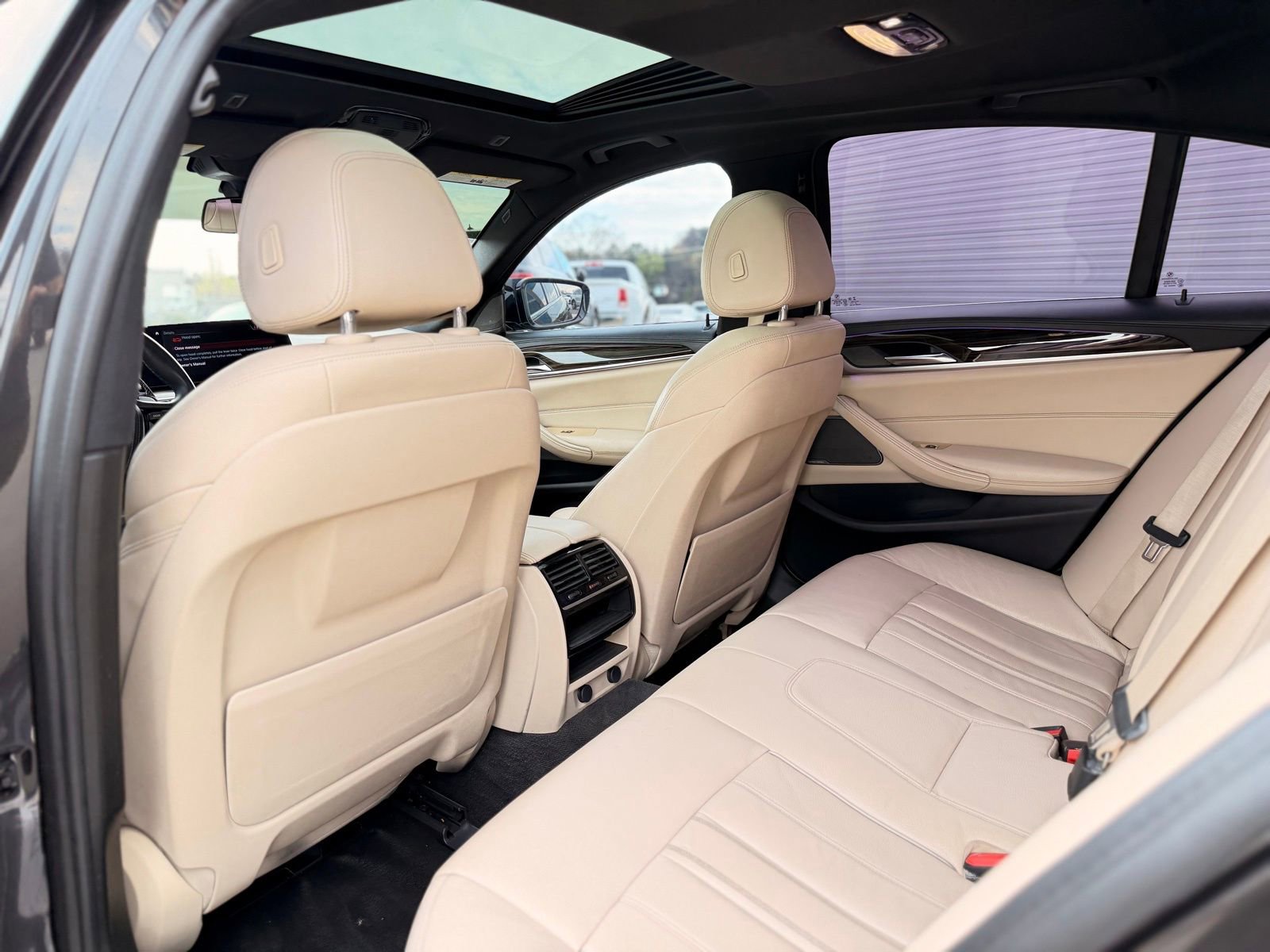 Used 2018 BMW 540i RWD image 22