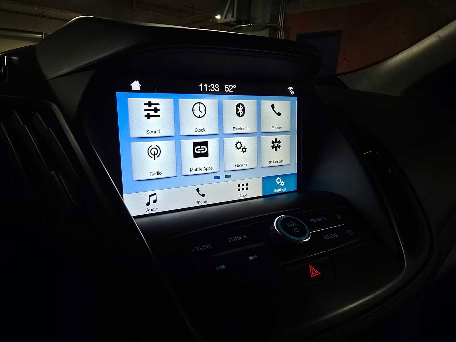 Used 2019 Ford Escape SE image 28