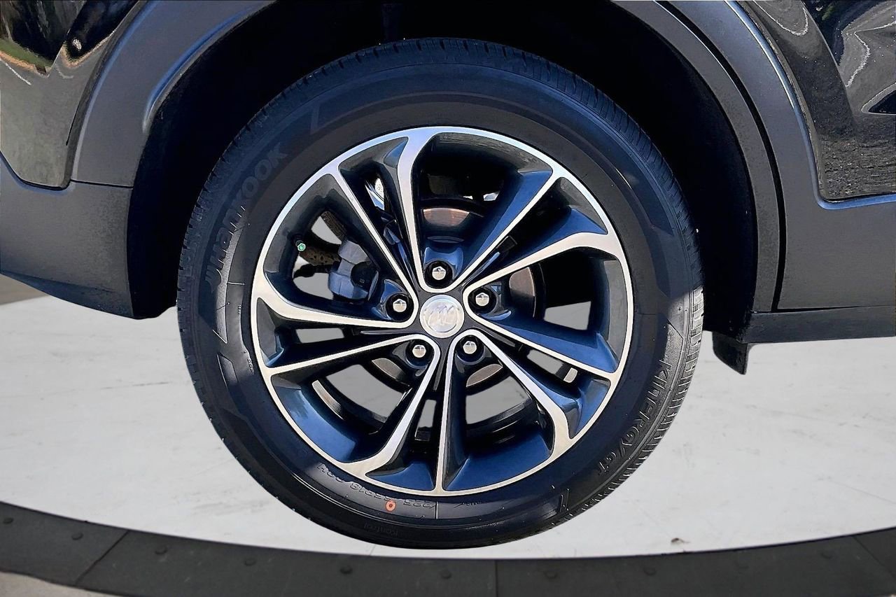 Used 2023 Buick Encore GX Select image 34