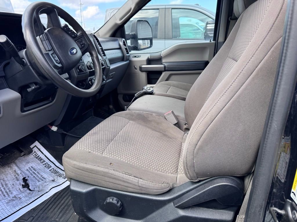 Used 2019 Ford F350 XLT w/ Snow Plow Prep Package AWD/4WD image 7
